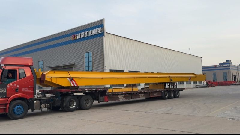 電動(dòng)葫蘆橋式起重機(jī) LH10t-27.95m 電動(dòng)單梁起重機(jī) LD5t—23.3m 制作完成，發(fā)往浙江省金華市交付客戶使用