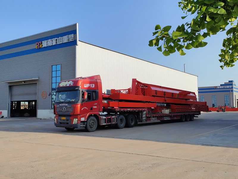 電動(dòng)葫蘆門(mén)式起重機(jī) 2臺(tái) MHxh10t—25m 外懸5/5m MHxh5t—23m 外懸4.5/4.5m 制作完成，發(fā)往青海交付客戶使用